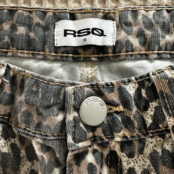 Leopard Print girl Jeans - Picture 2 of 2